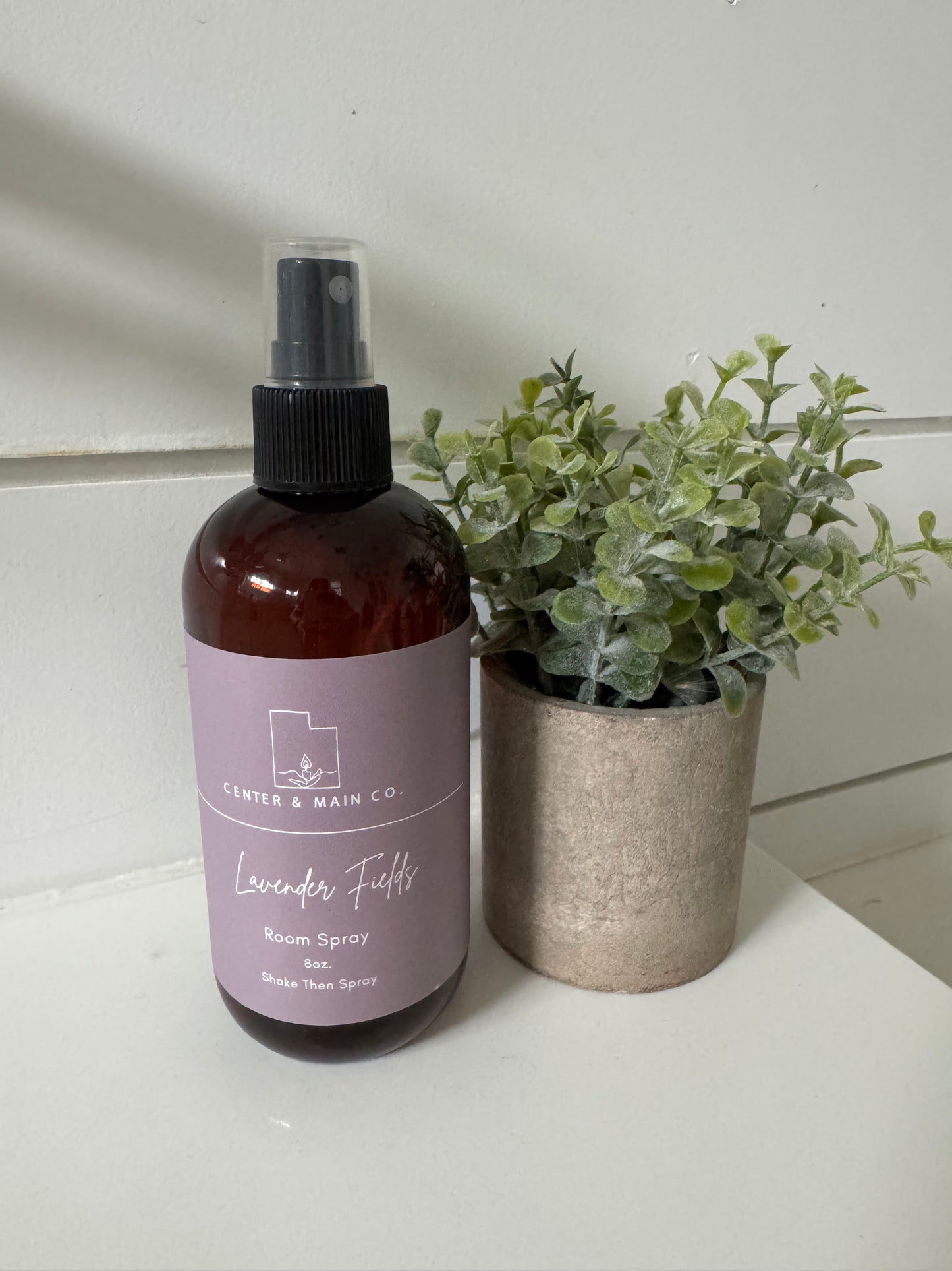 Front view of the Lavender Fields air freshener room spray