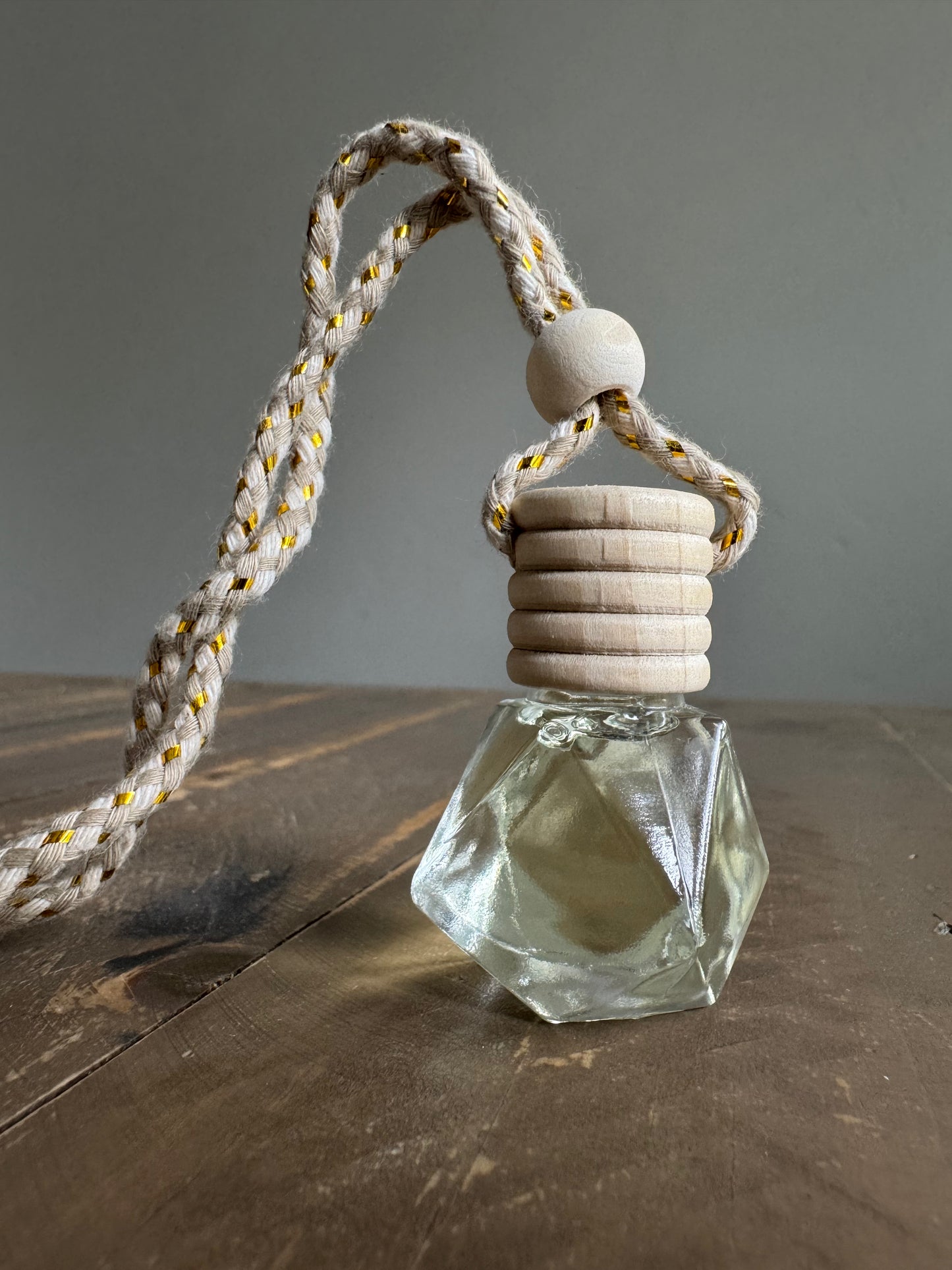 Picture of single car diffuser air freshener on a table